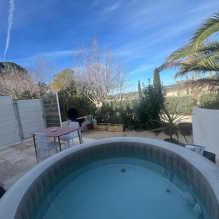 Maison T2 Avec Jaccuzi Wifi Parking Saint-Cyr-sur-Mer Buitenkant foto